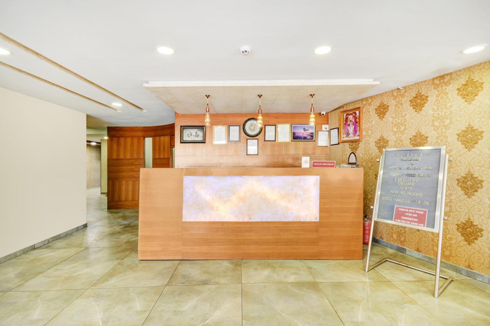 Hotel Desert Inn Tharad 外观 照片
