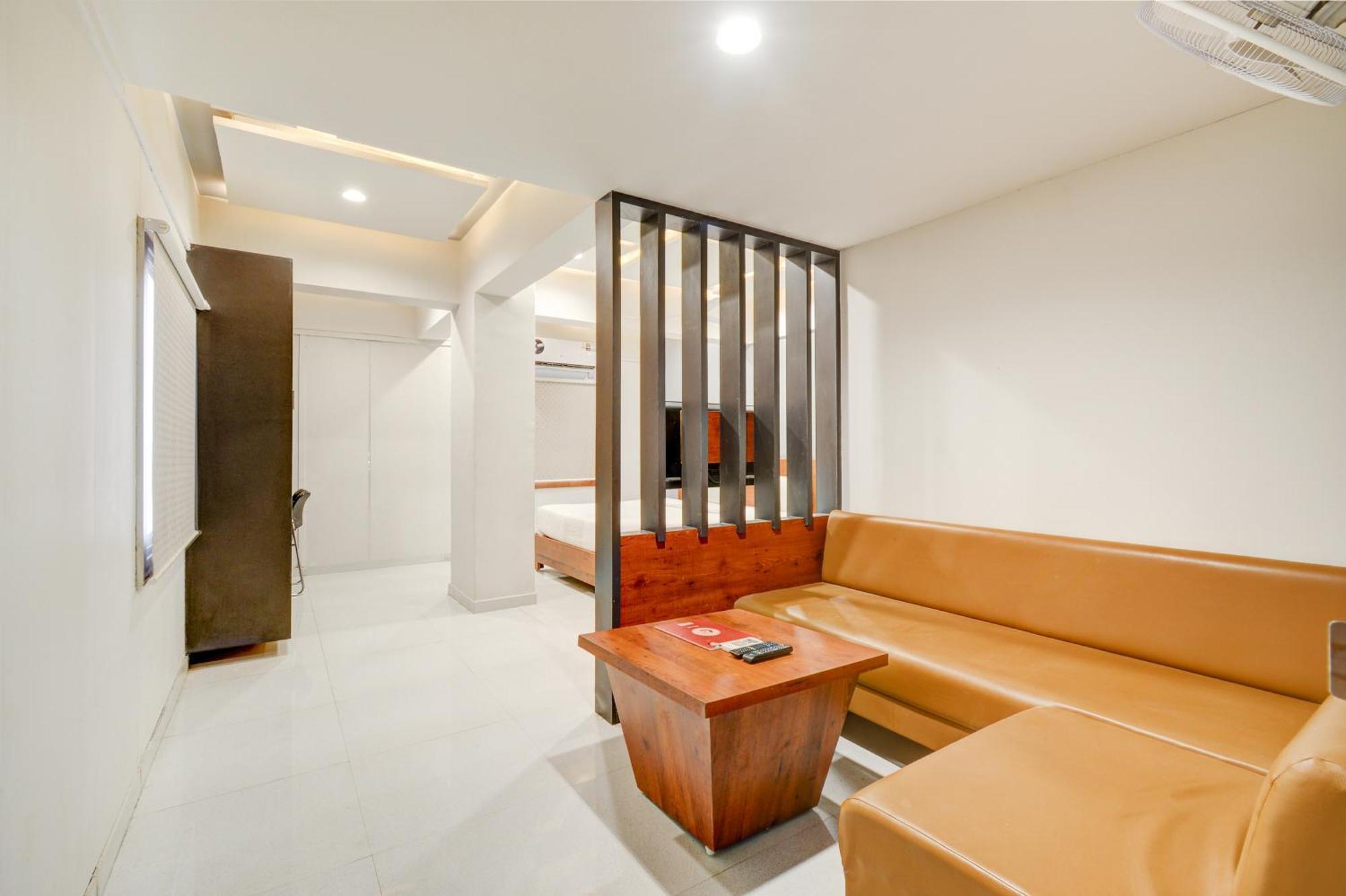 Hotel Desert Inn Tharad 外观 照片